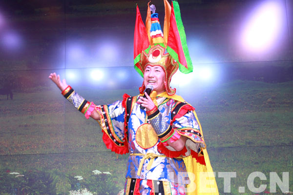 西藏馆格萨尔说唱表演